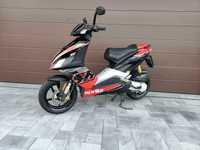 Skuter Aprilia  SR 50 R z 2012 roku z Austrii.Yamaha.Gilera