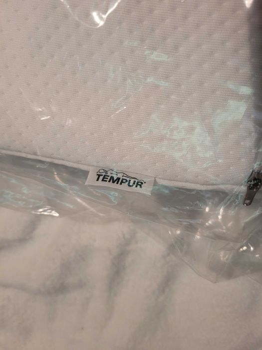 Poduszka  TEMUR nowa