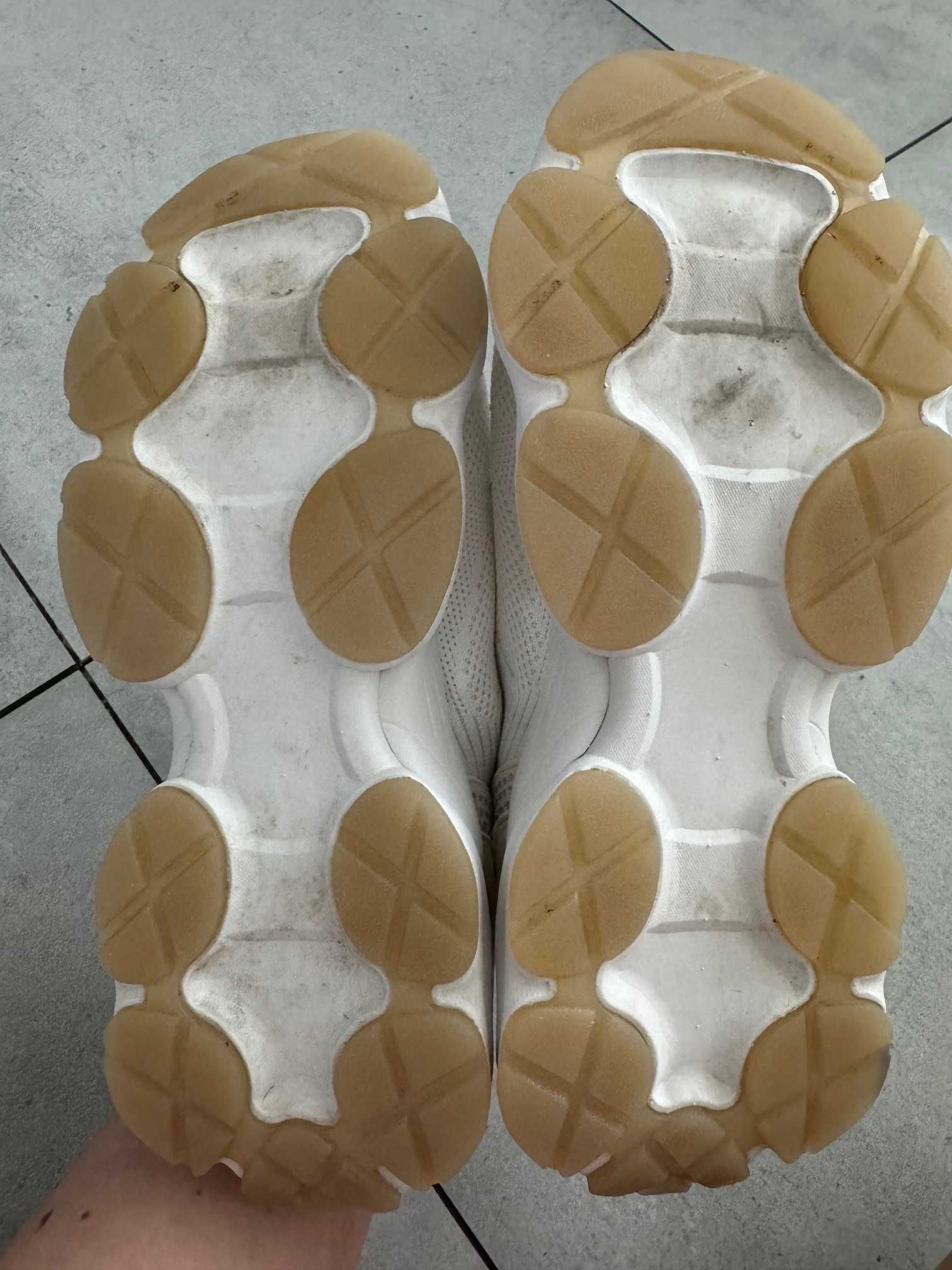 Sneakersy adidasy Mexx roz. 38 w kolorze bieli z cyrkoniami CCC