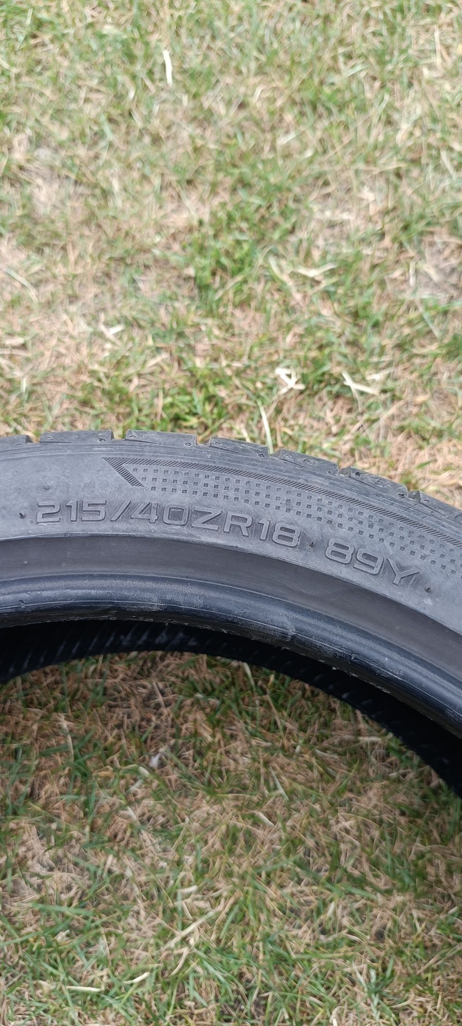 Opony 215/40 R18