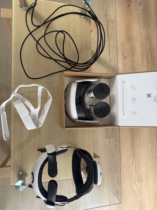 Meta Quest 3 128 gb + Bobovr + kabel do pc
