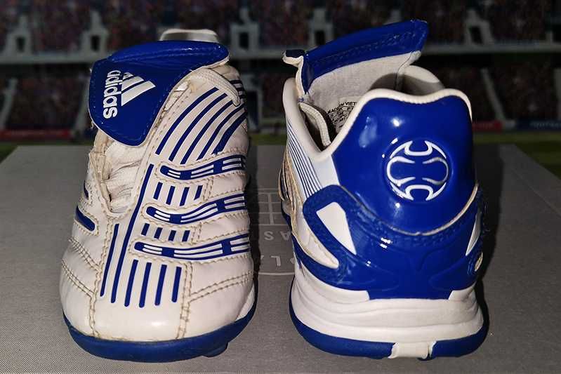 Adidas Traxion TF dziecięce turfy size: 27.5 KOD: SPG753001. 06/07