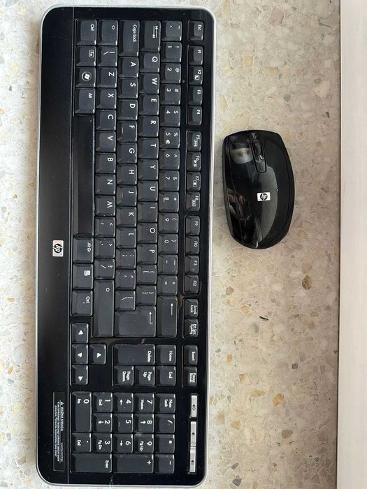 Komputer all in one HP 200, 21,5 cala. Procesor i3, dysk SSD 128 GB