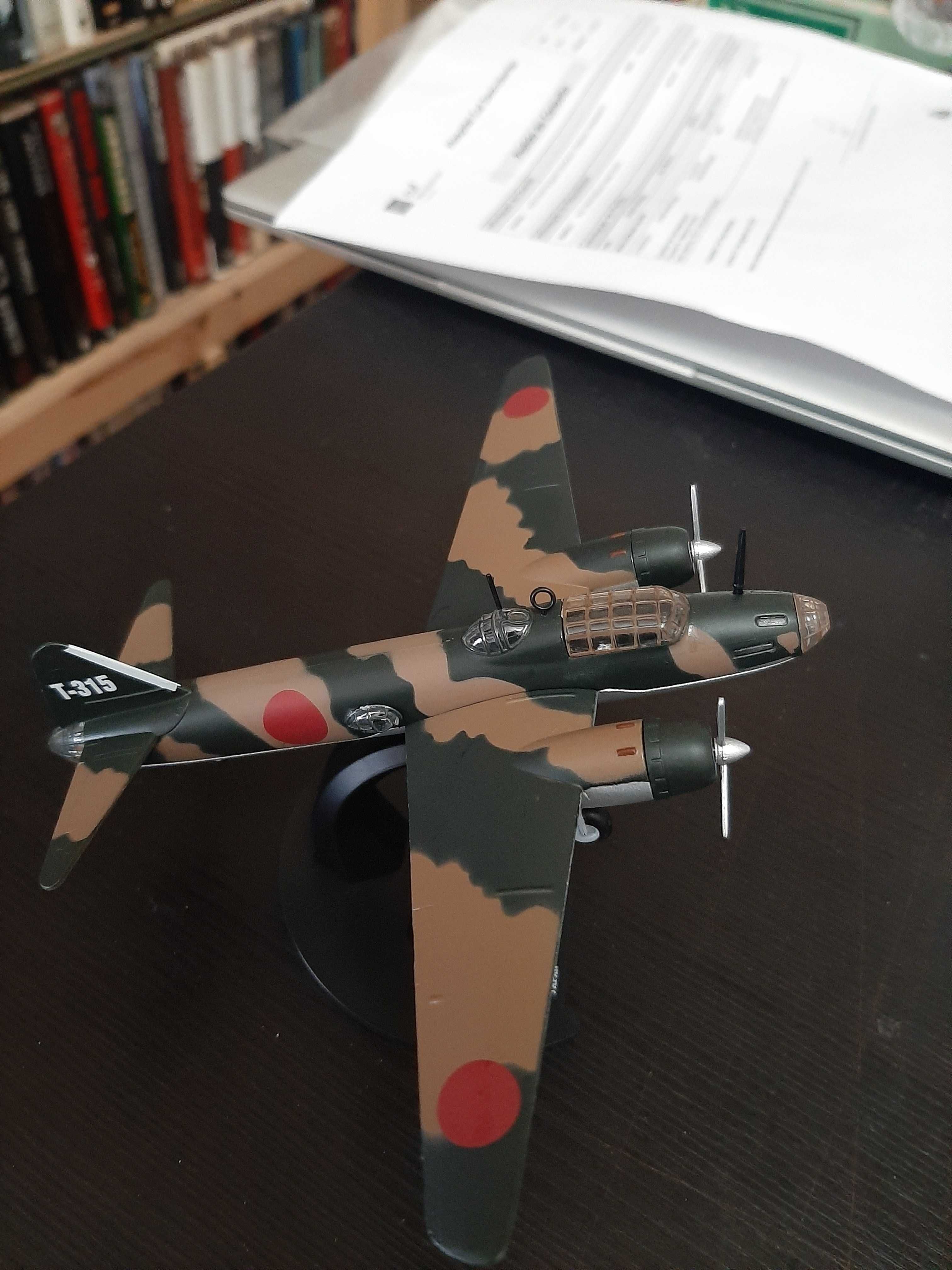 Mitsubishi G4M "Betty" - 1941 - 1:144 - World War II Planes - Japão