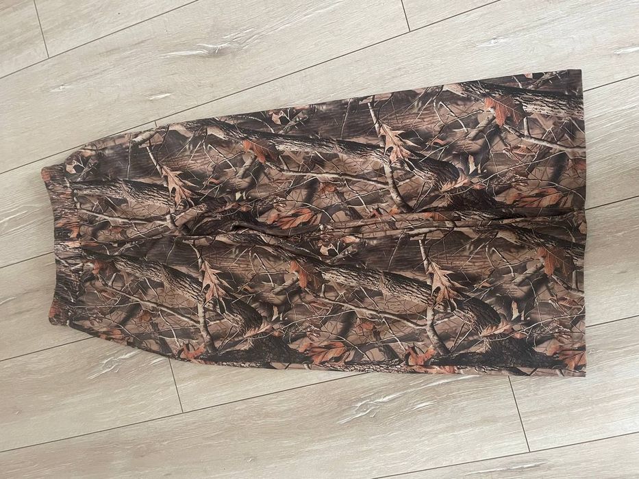 Штани Realtree з лісовим принтом.