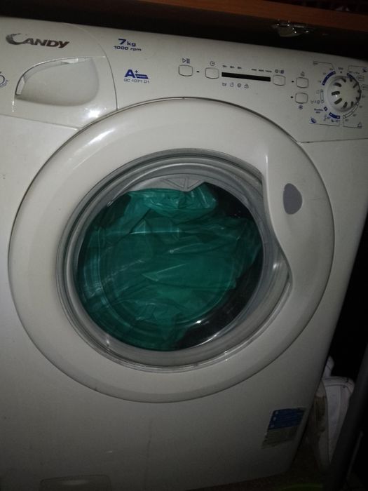 Vendo uma máquina de lavar roupa