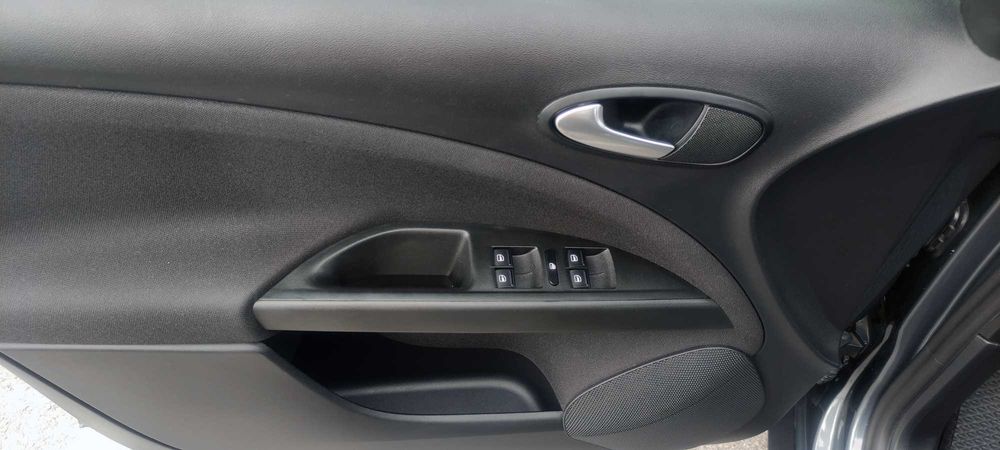 Авто Seat Altea XL 2012