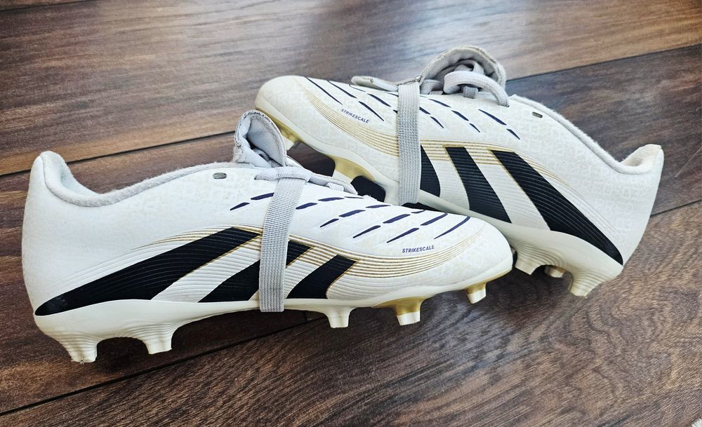 Korki adidas predator league biało-złote r.32, 19,5cm  wkładka