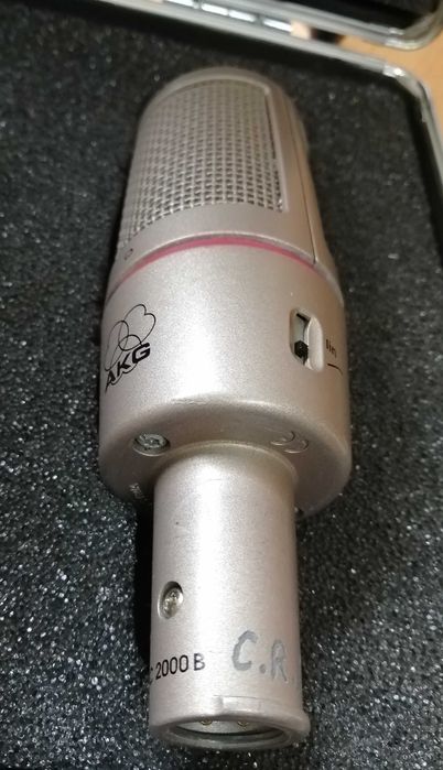 Студійний мікрофон
AKG C2000B