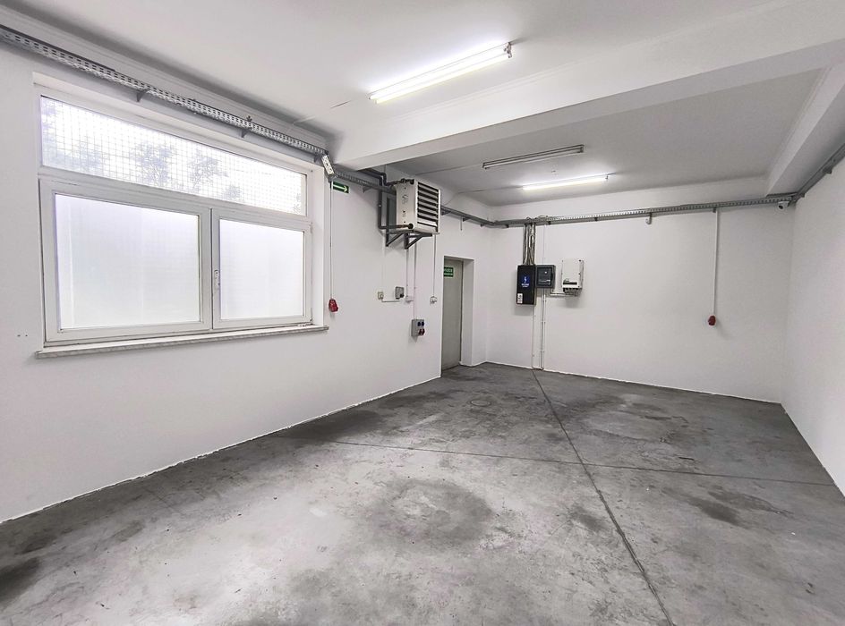 Powierzchnia magazynowa, magazyn, przechowalnia 34 m2
