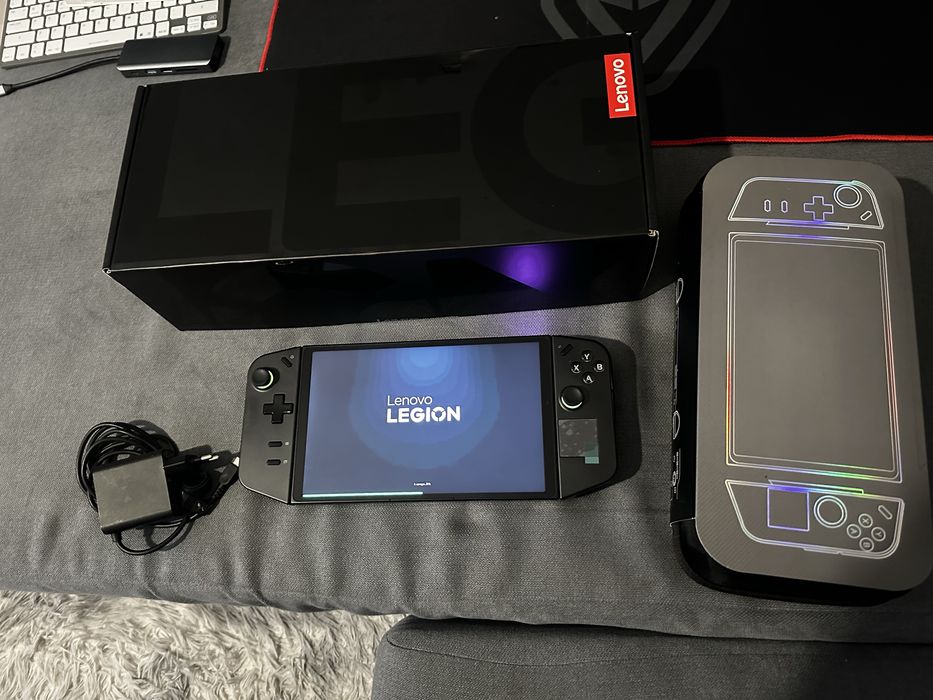 Legion Go 512Gb igual a nova com 1 ano garantia