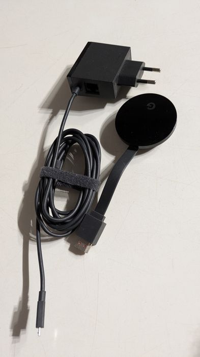 Google Chromecast Ultra 4K HDR z Ethernet GL0400 (nie android tv ))