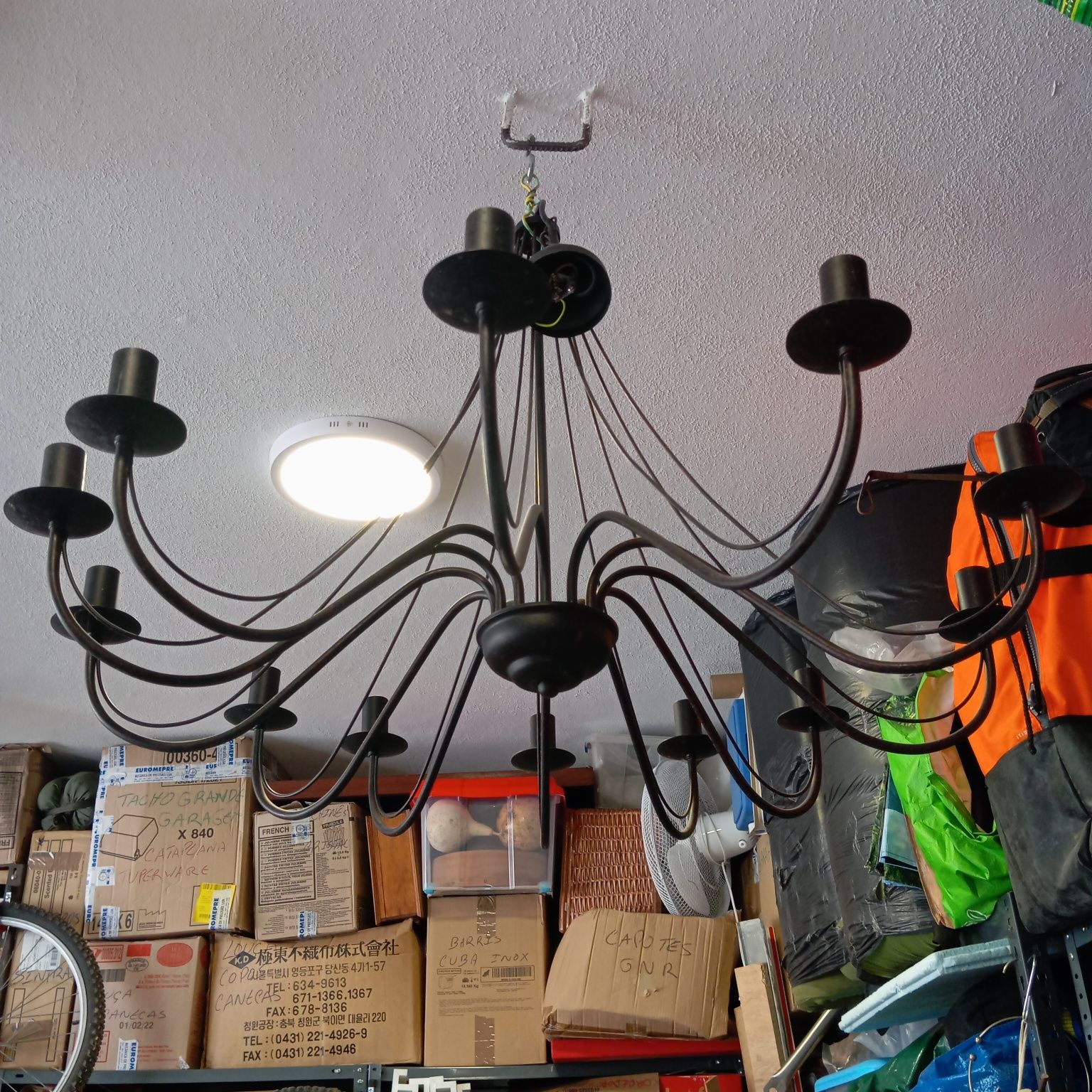 Candeeiro de tecto rústico