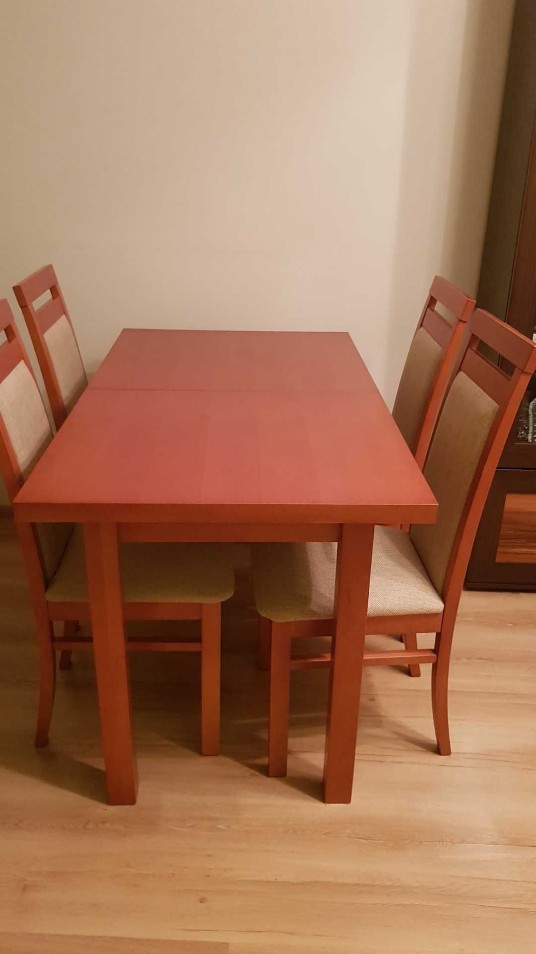 Stół rozkładany plus 4 krzesła