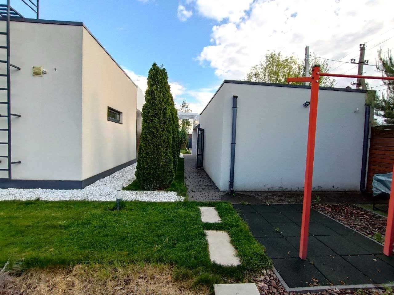 Продам самый стильный новый !!! дом в Новоалександровке у реки