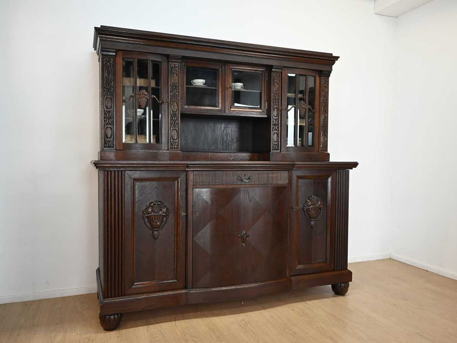 bardzo ładny kredens międzywojenny 092904