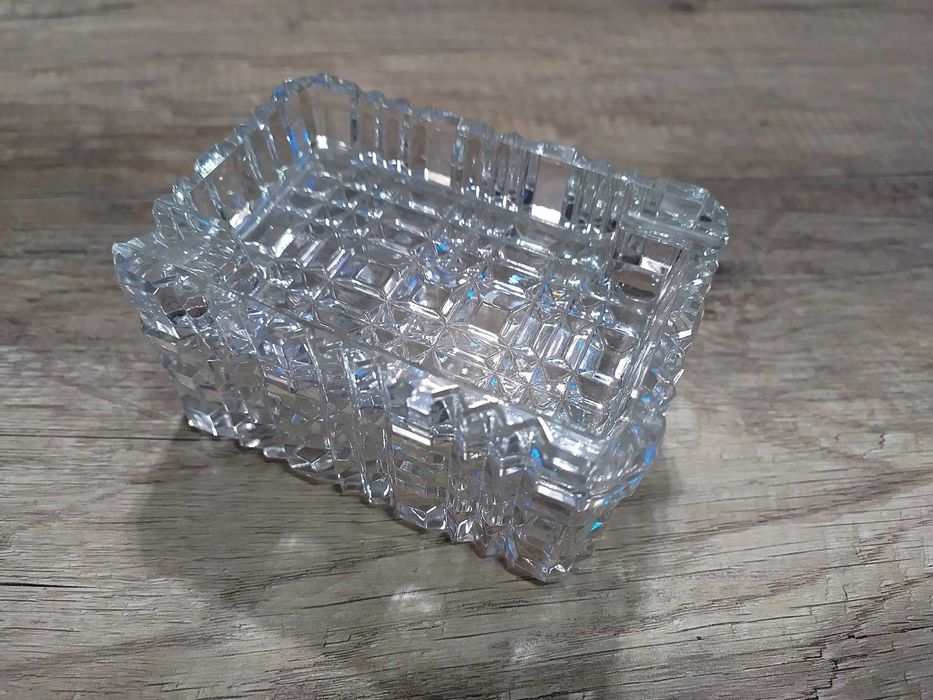 Popielniczki/papierośnice/ szkatułki. Kryształy PRL