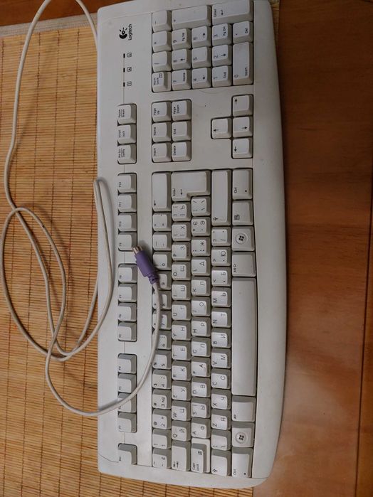 Клавиатура Logitech