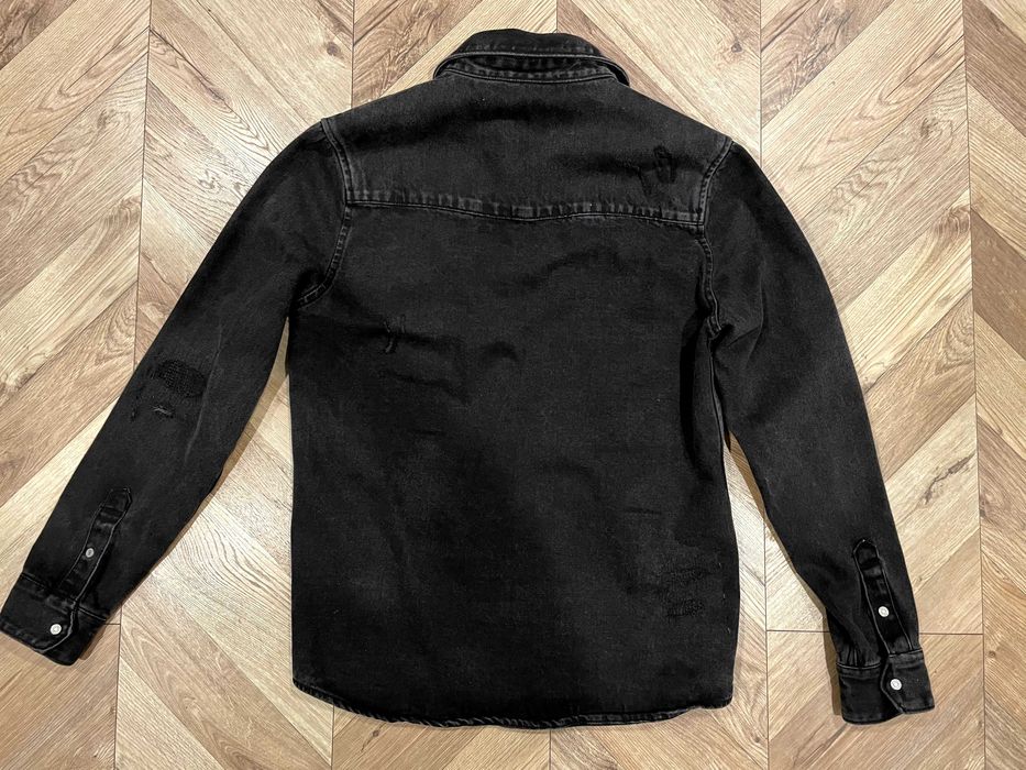 Джинсова сорочка Zara (zara distressed denim jacket)