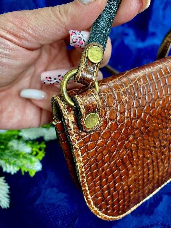 Вынтаж! натуральна шкіра сумка гаманець на ременці сумочка невелика