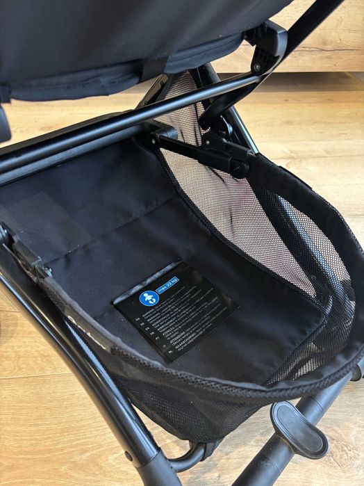 WÓZEK SPACEROWY CYBEX BEEZY do 22 kg duże koła Magic Black Czarny