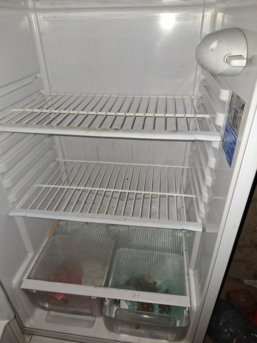 Продам холодильник