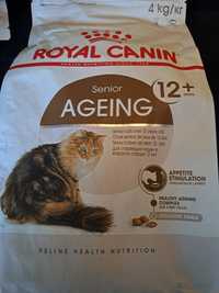 Royal Canin Ageing 12+ Senior 4 kg kot