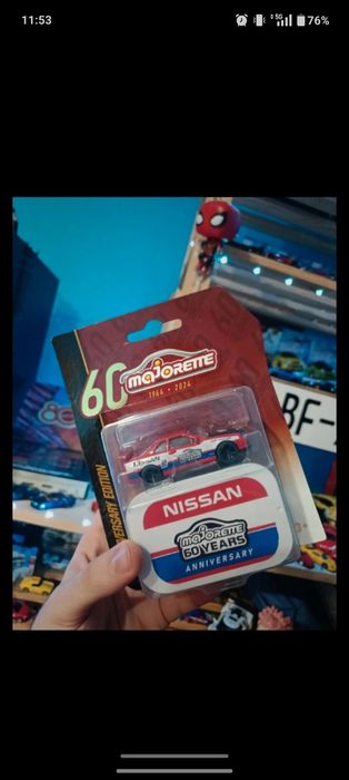 Majorette-Nissan R34 GTR