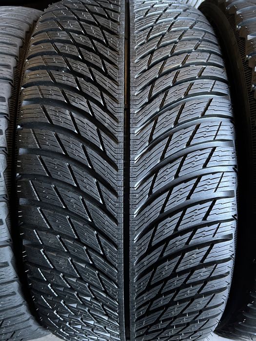 245/40/18 R18 Michelin Pilot Alpin 5 4шт зима