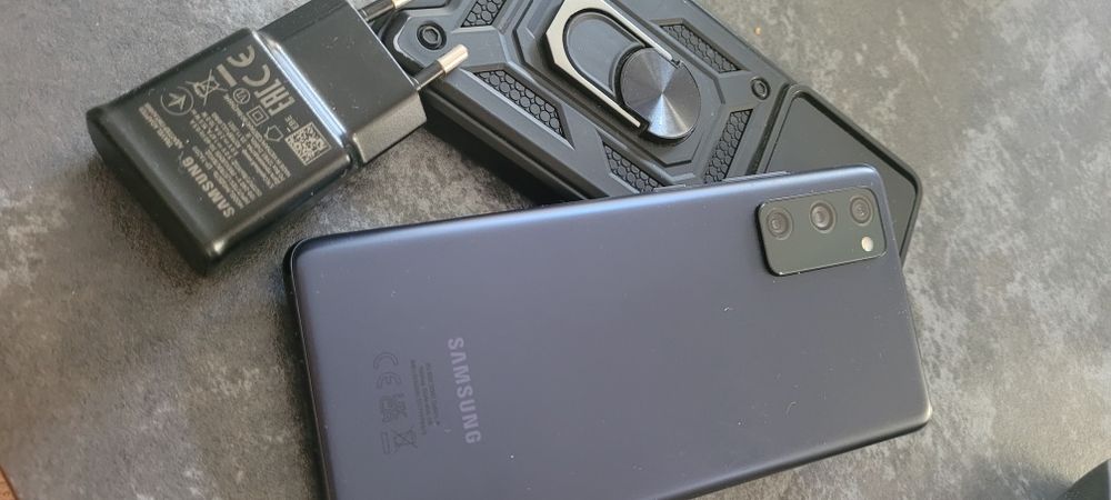 Samsung s20fe 5g używany, granatowy, stan bdb