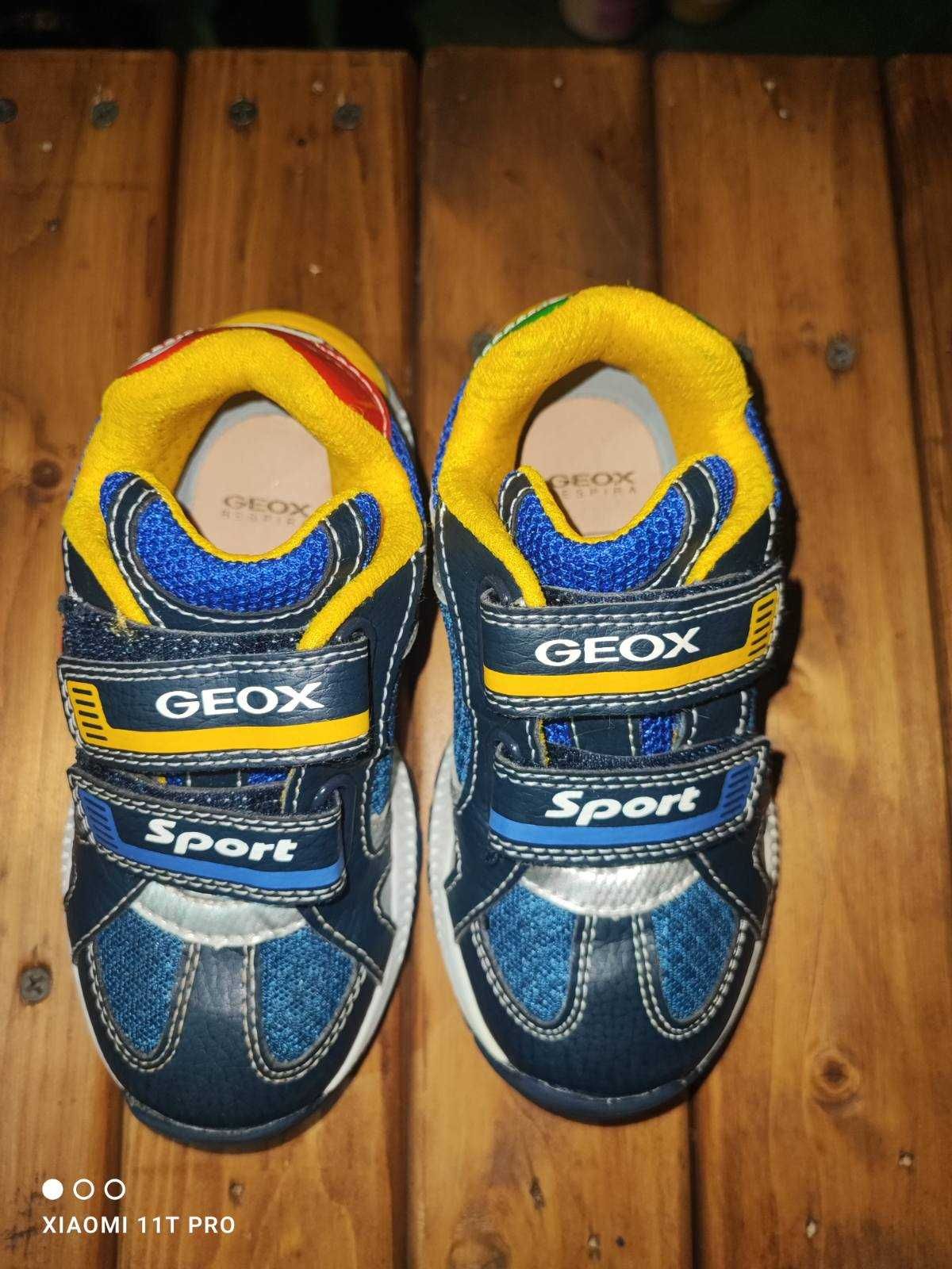 Дитячі кросівки СуперМаріо, бренд GEOX