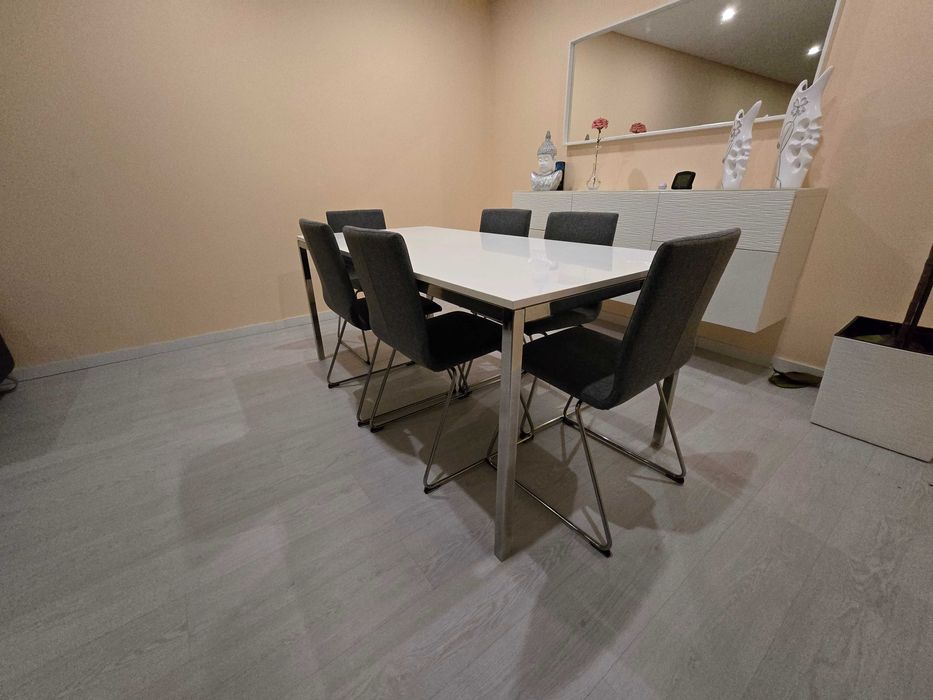 Mesa jantar com 6 cadeiras