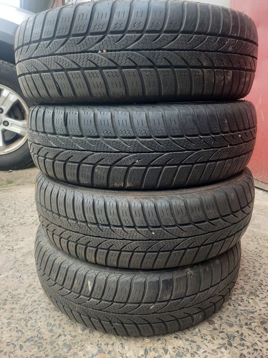 Продам ризину комплект 155-70 Р-14 зима