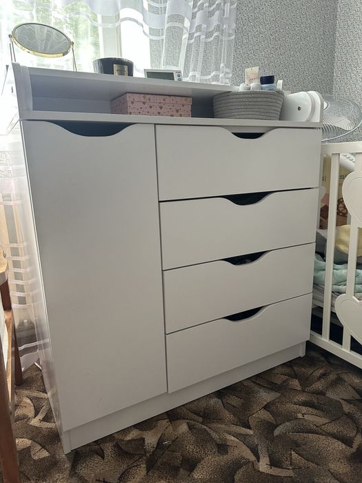 Дитячий пеленатор комод