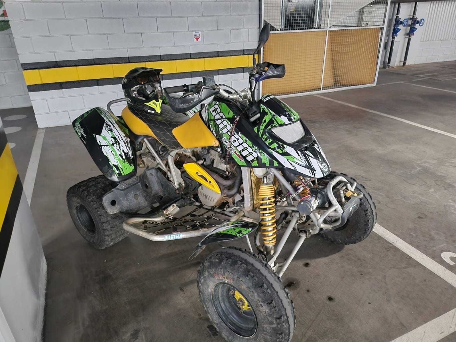 Moto 4 Bombardier DS 650