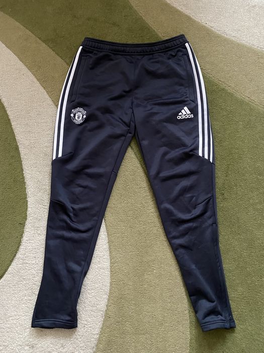 Штаны adidas FC Manchester United