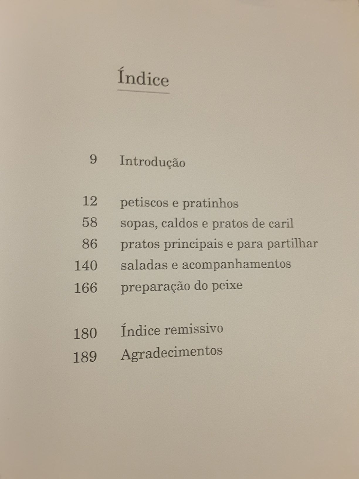 Vegetariano com Peixe / Cozinha de Chefe