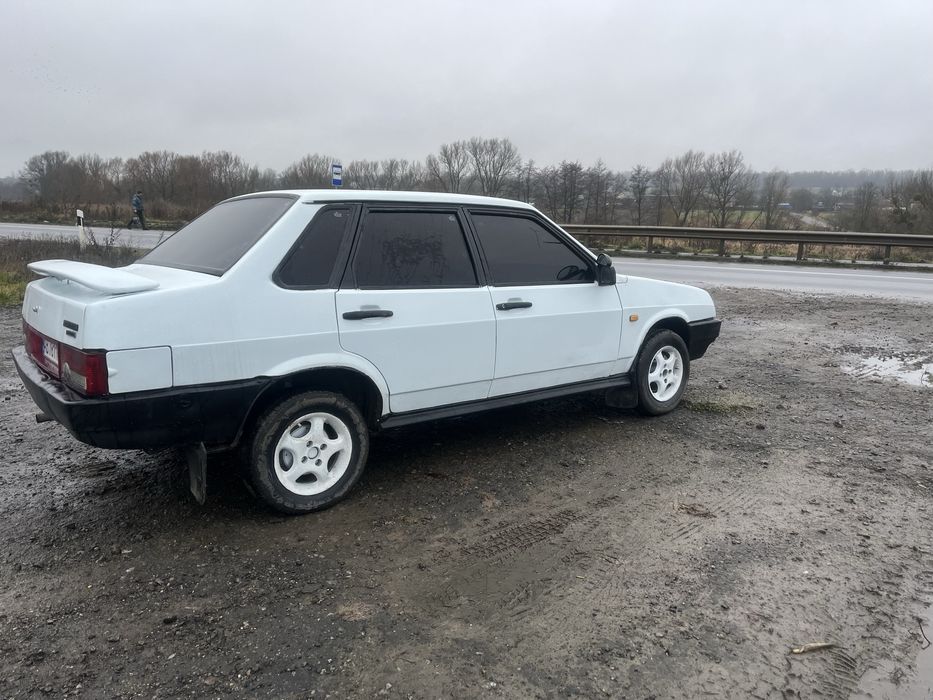 Продам ваз 21099