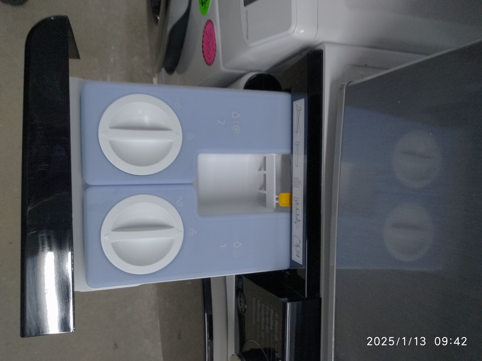 OUTLET Janki ul Wspólna 6 Pralka LG Vivace R750 F4W1175YW 11kg