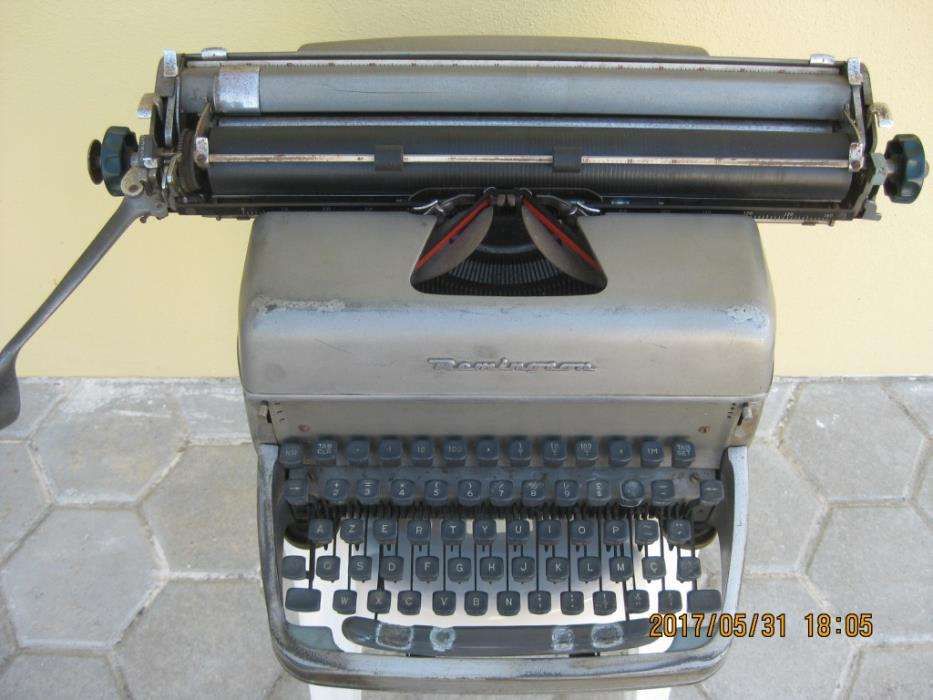 Máquina de escrever Remington