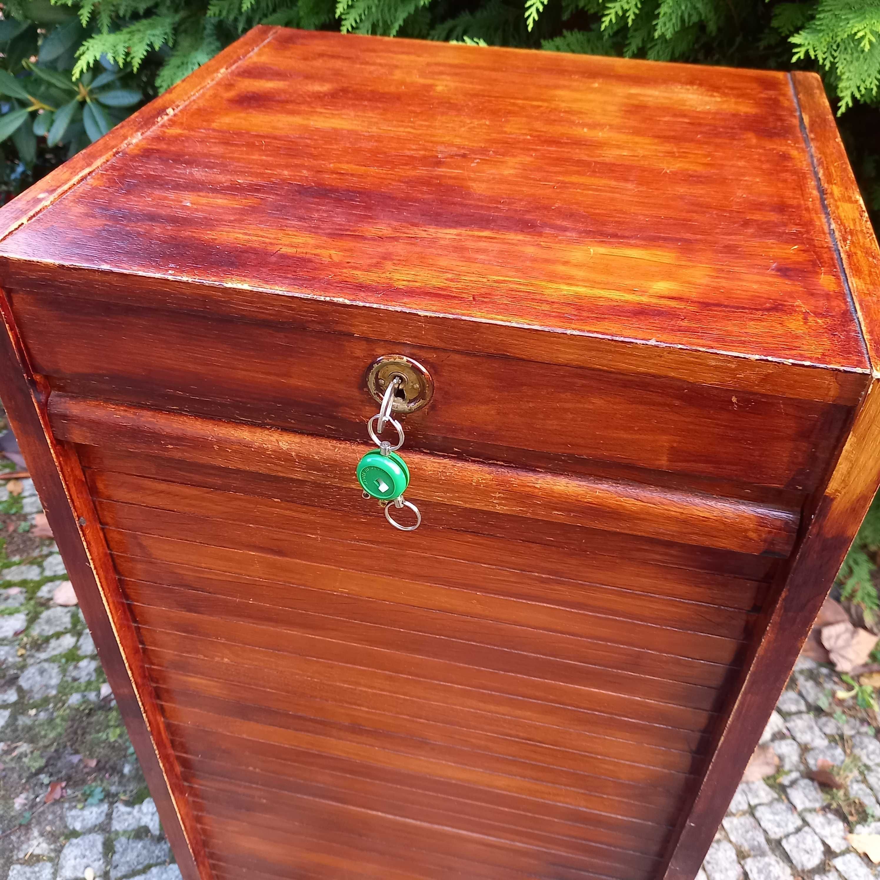 Duża szafka z roletą vintage szafka biurowa roletka - z kluczykiem