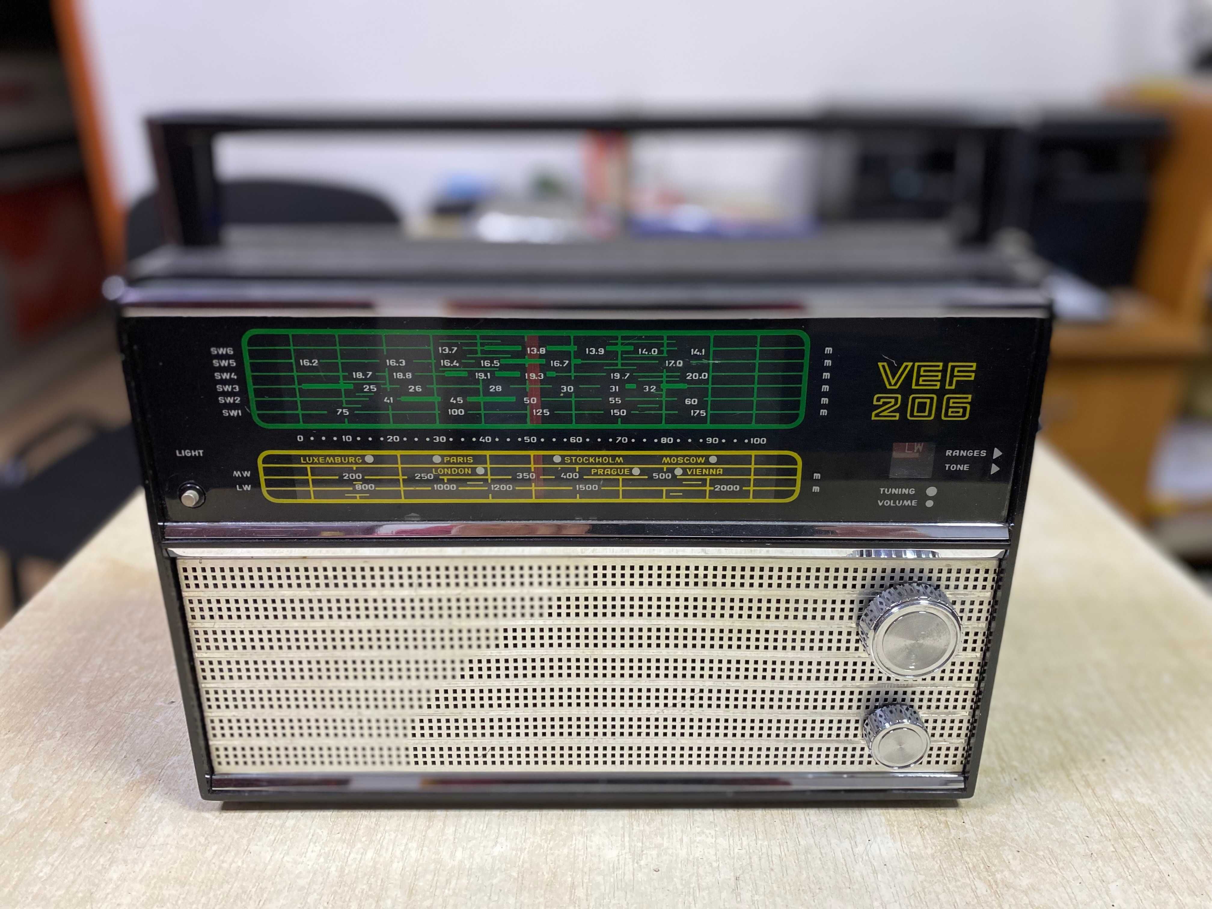 magnetofon reporterski Grundig C410 i radio VEF 206 ZSRR