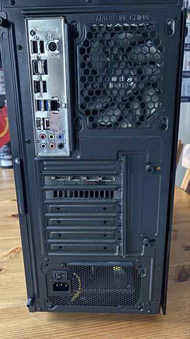 Komputer Gamingowy do gier | RX6700 XT 12GB | 32GB RAM | Ryzen 5 5600X