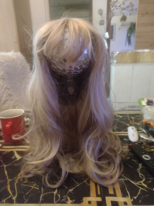 Peruka damska blond