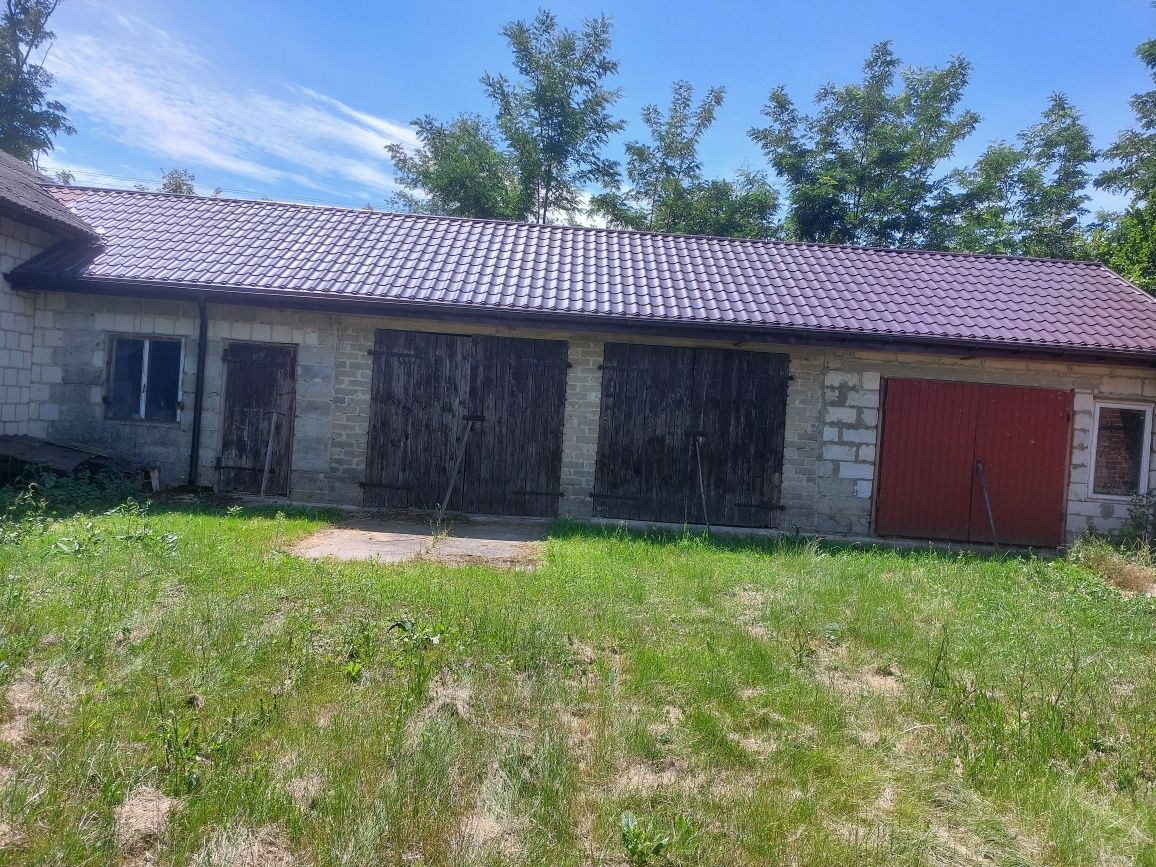 Dom jednorodzinny  180m2 na działce 30ar. Skrobów