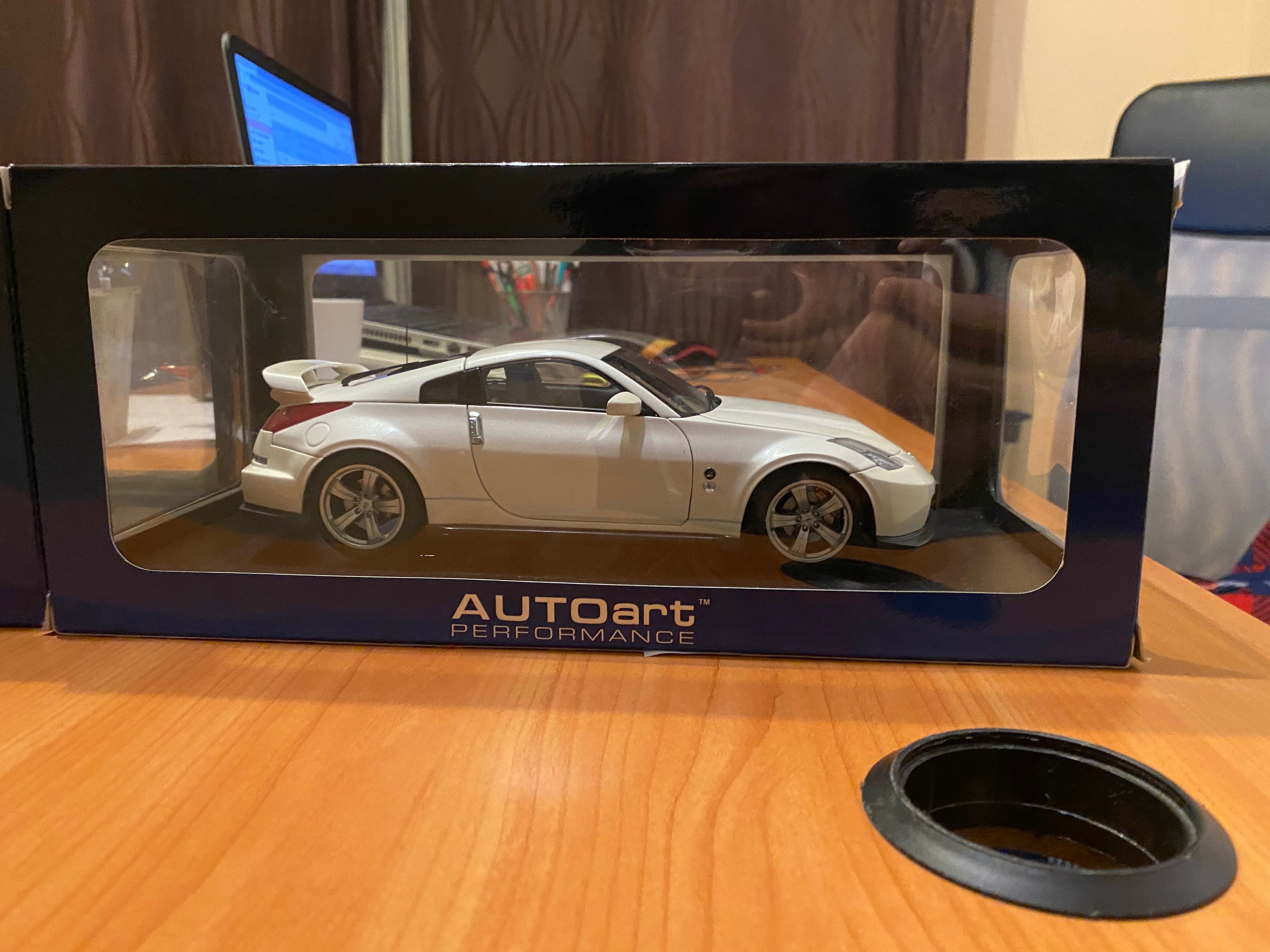 Nissan 350z  nismo 1:18 Autoart 380RS / S-tune