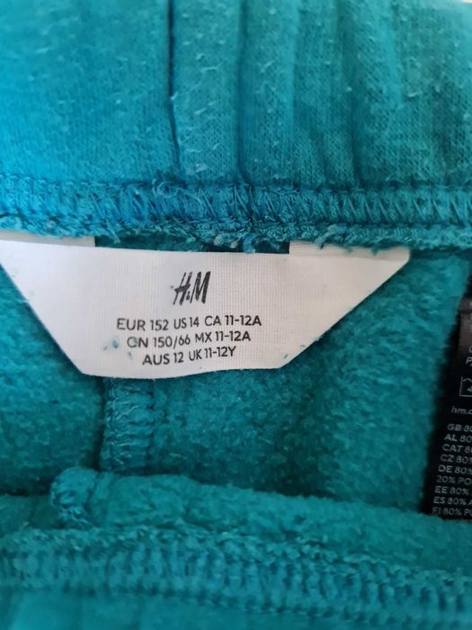 Dres dla dziewczynki na 152 cm.