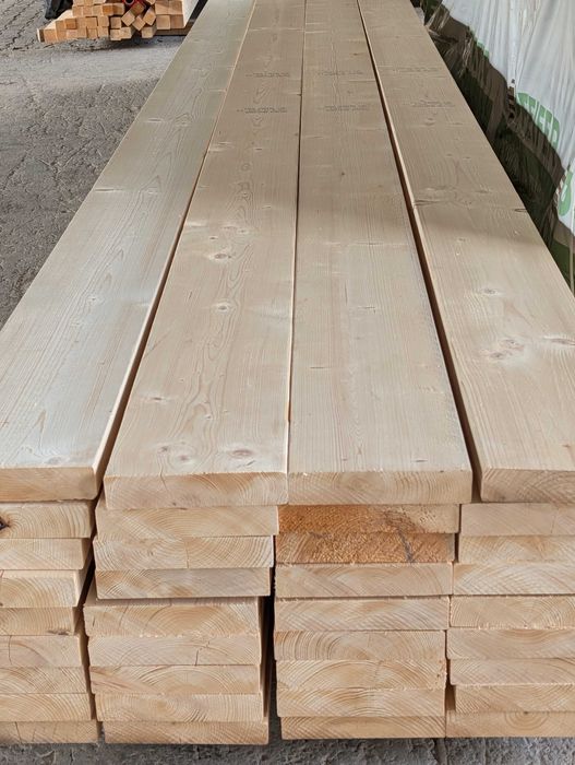 Kantówka sucha 45 x 220 mm C24 KVH belka drewno konstrukcyjne strugana