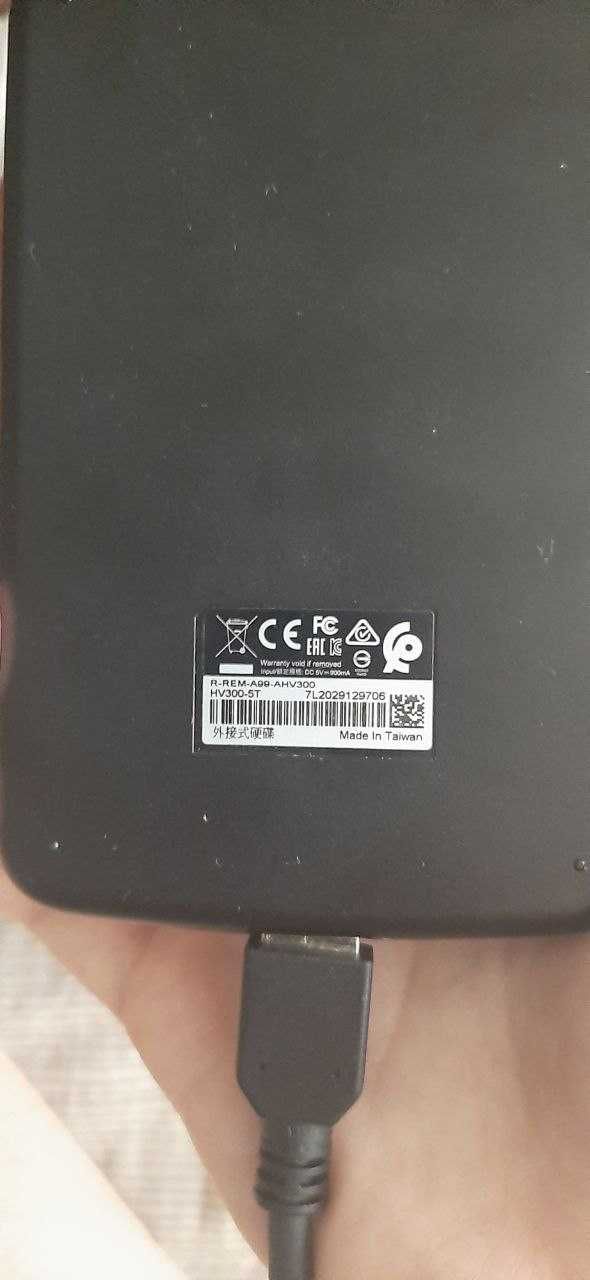 жорсткий диск ADATA 5 TB
