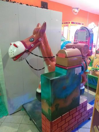 Bujak koń tequilla automat zarobkowy rozrywkowy dla dzieci